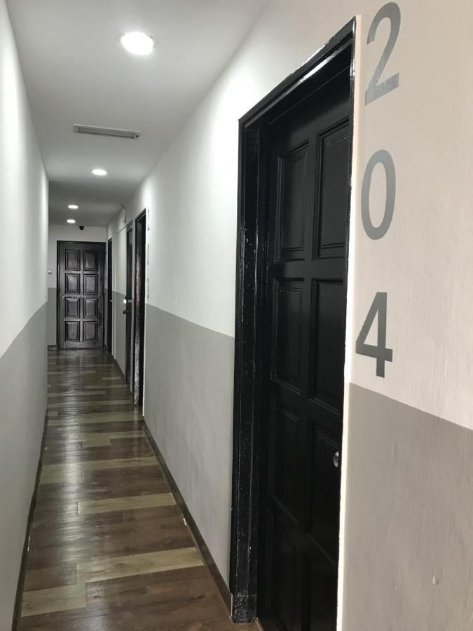 V Hotel Johor Bahru Exteriör bild